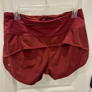 Lululemon speed up shorts 
Size 6